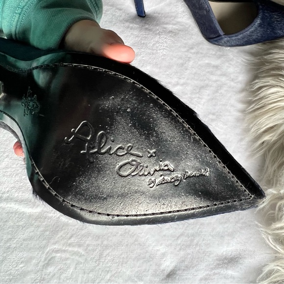 Alice + Olivia Navy Blue Calf Hair Pumps 40 EUC Party Cocktail NYE Heels Leather - Picture 9 of 10